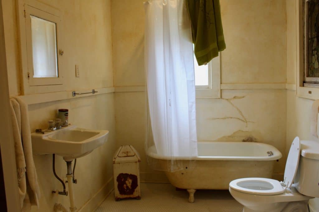 Outsiders Bathroom